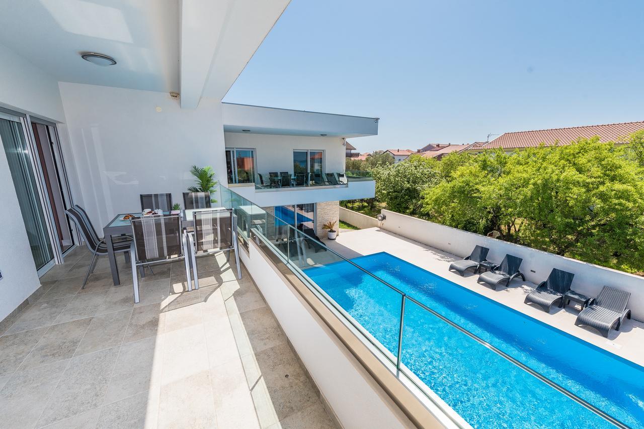 Luxury Apartments Marija Сукошан Экстерьер фото